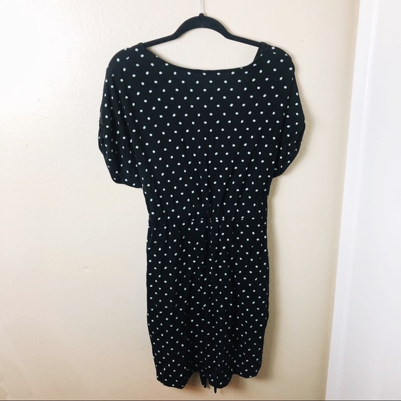 3 for 25! 🌻H&M polka dot tie-waist dress🌻 - Picture 3 of 7